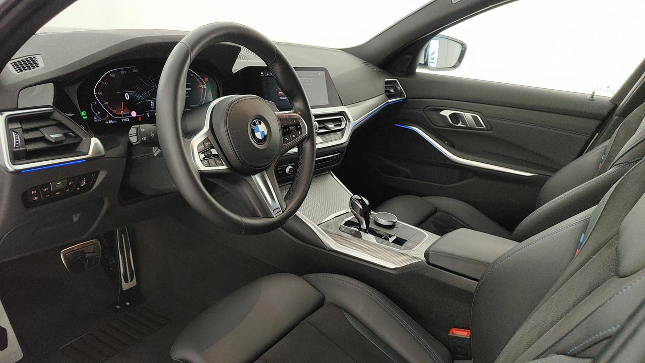 BMW 320d Touring mhev 48V xdrive Msport auto