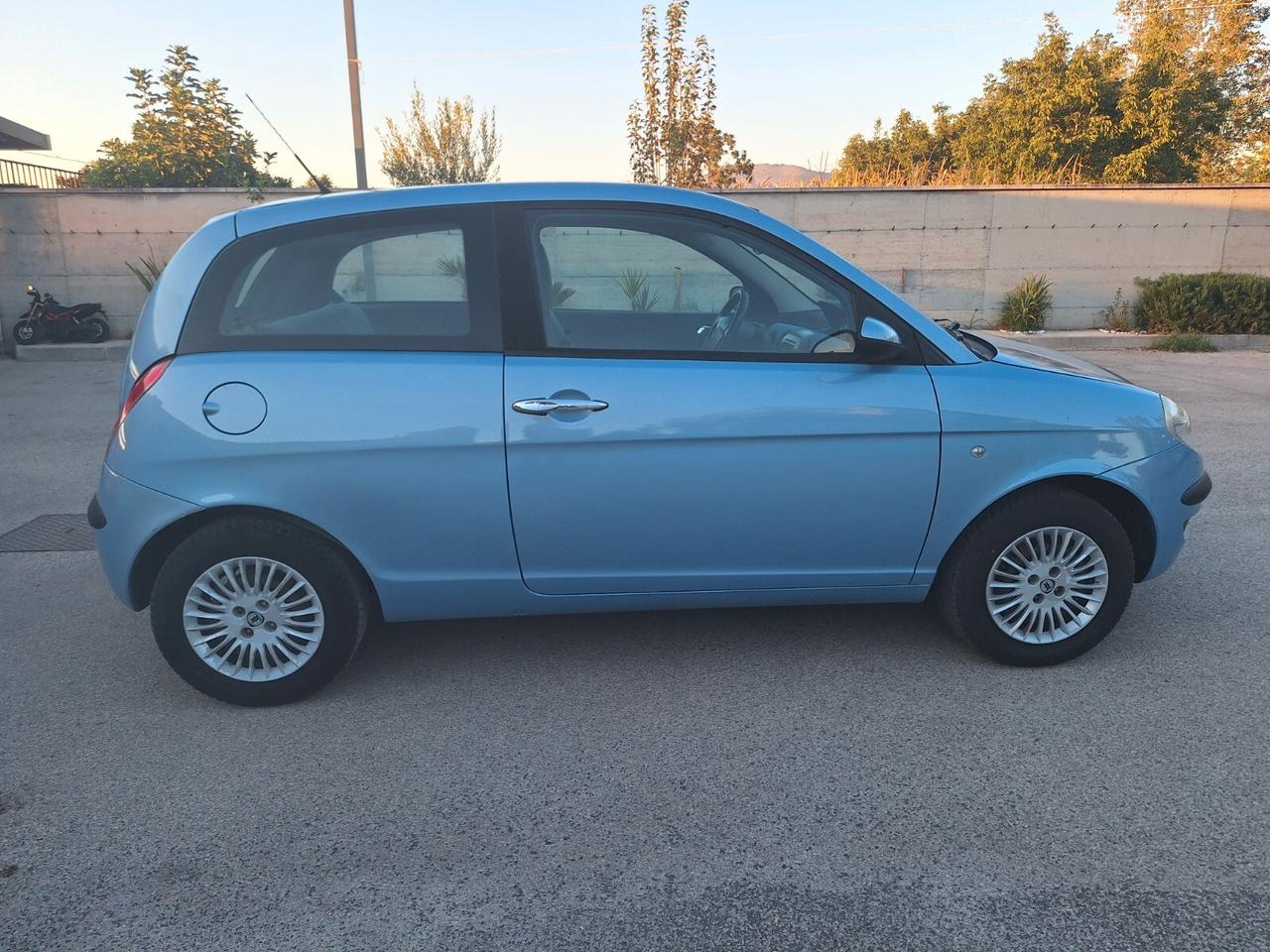 Lancia Ypsilon 1.2 Oro