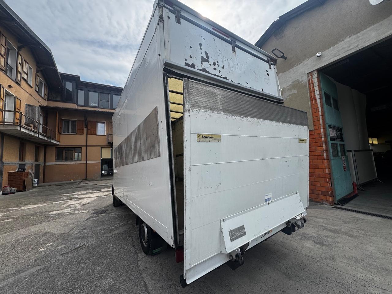 Iveco Daily , 2.3 diesel, 2028