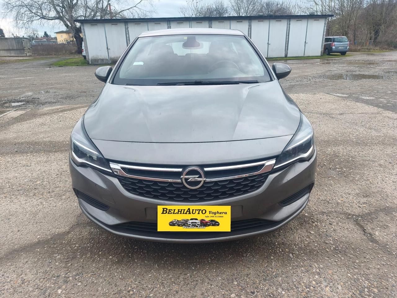 Opel Astra 2016---1.4 Benzina