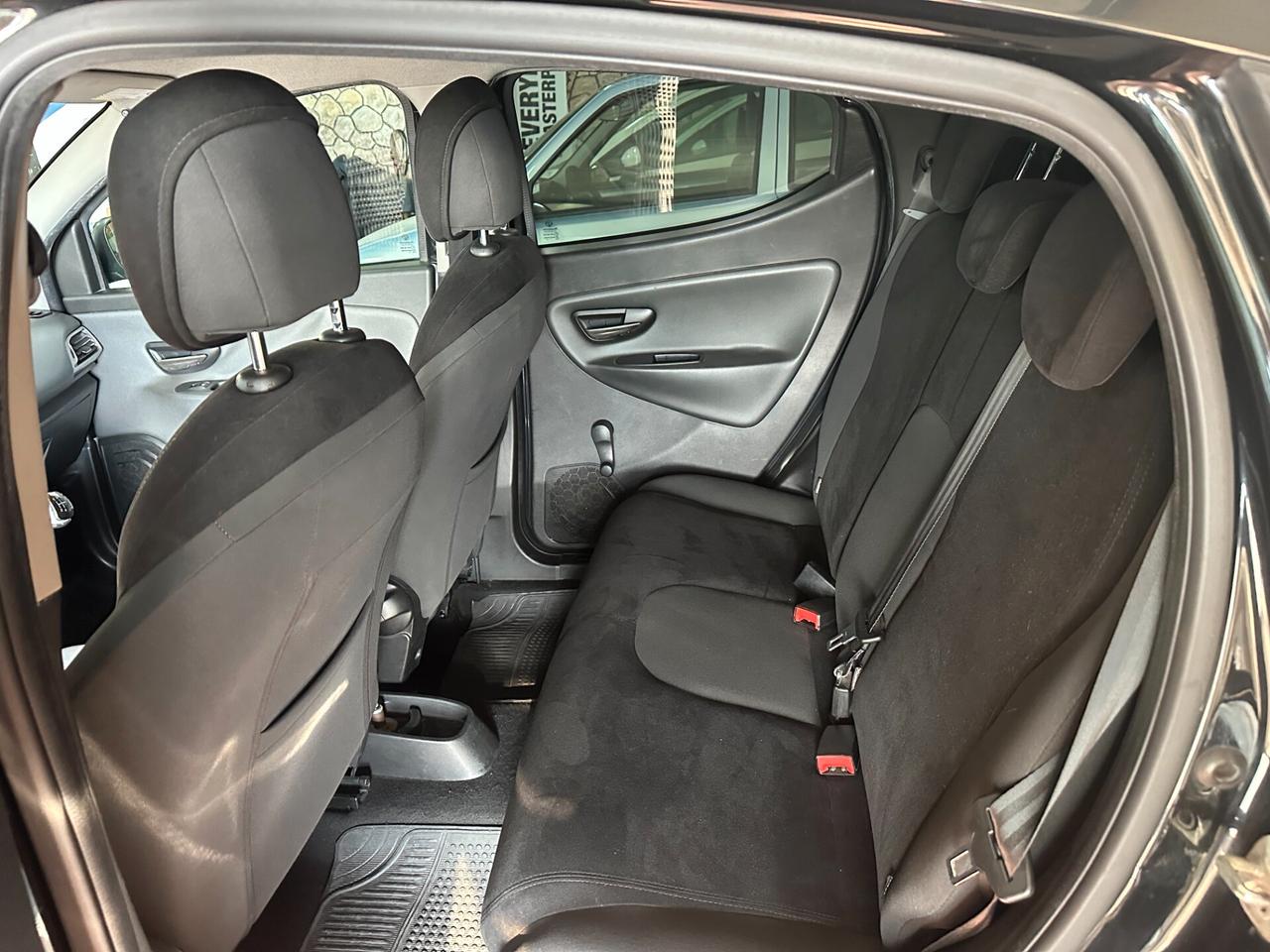 Lancia Ypsilon 1.2 69 CV 5 porte GPL Ecochic Gold