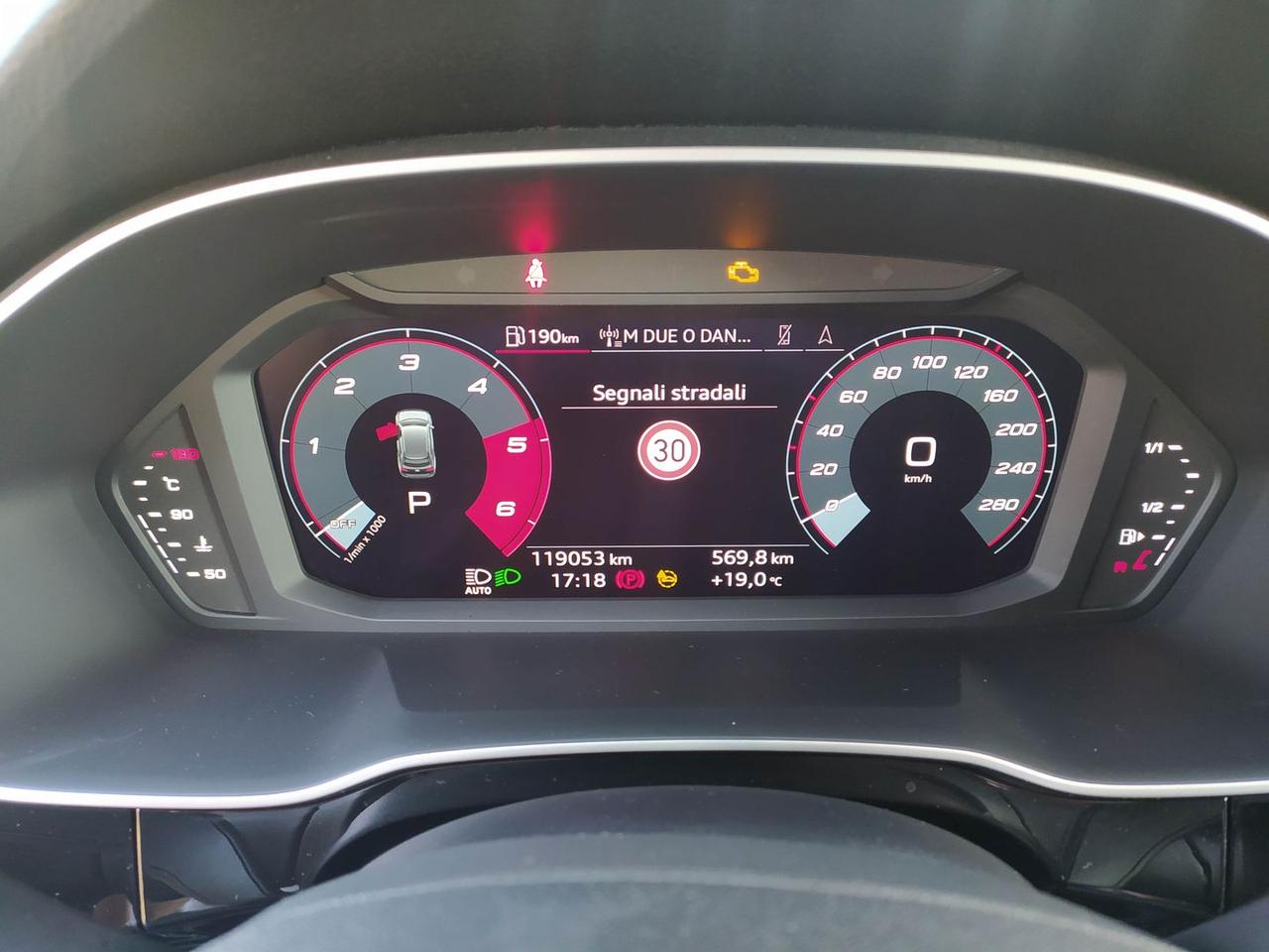 Audi Q3 Business 2.0 35 TDI #7170