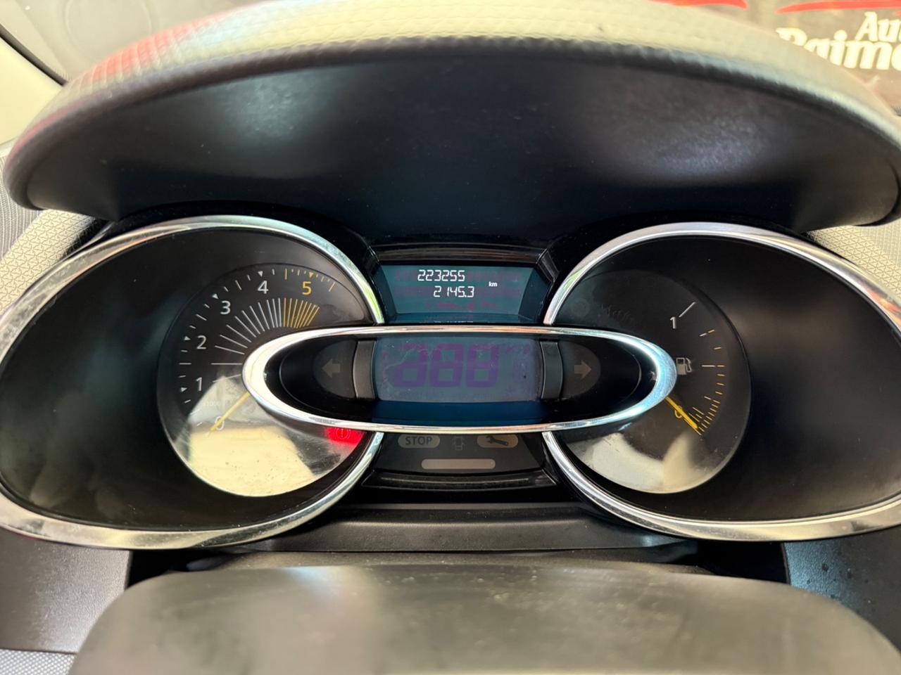 Renault Clio 1.5 dCi 8V 75CV Full Optional