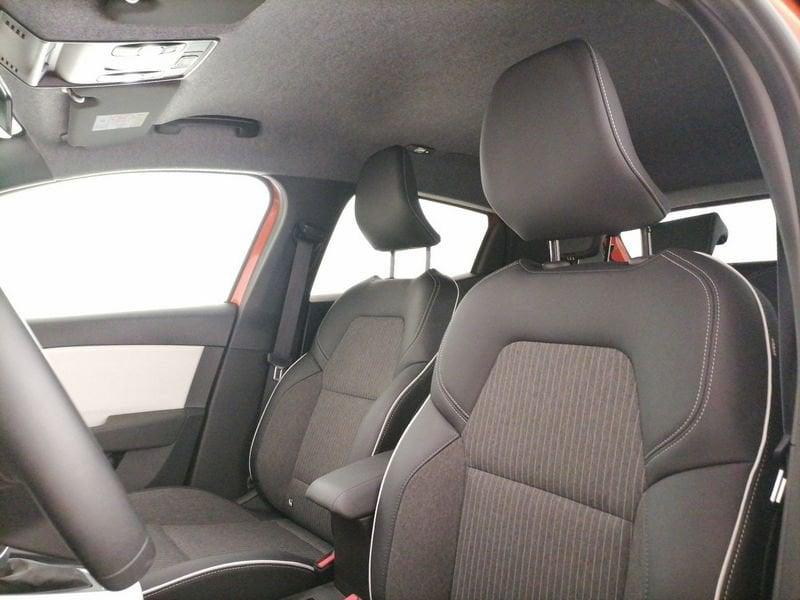 Renault Clio 1.6 E-Tech full hybrid Techno 145cv auto