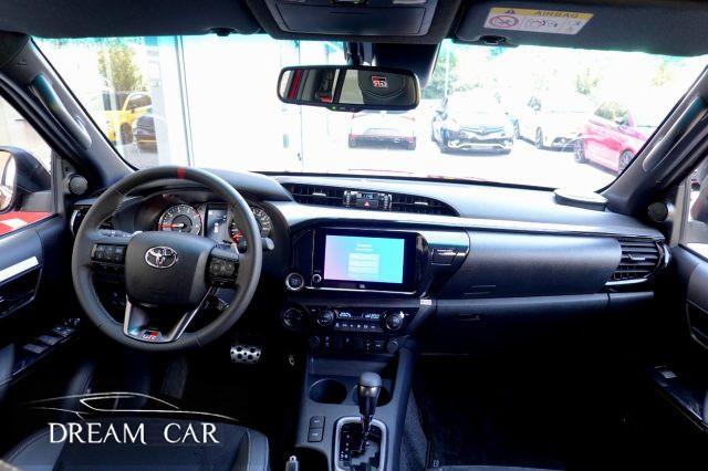 TOYOTA Hilux 2.8 D-4D A/T 4WD 4 porte Double Cab GR SPORT