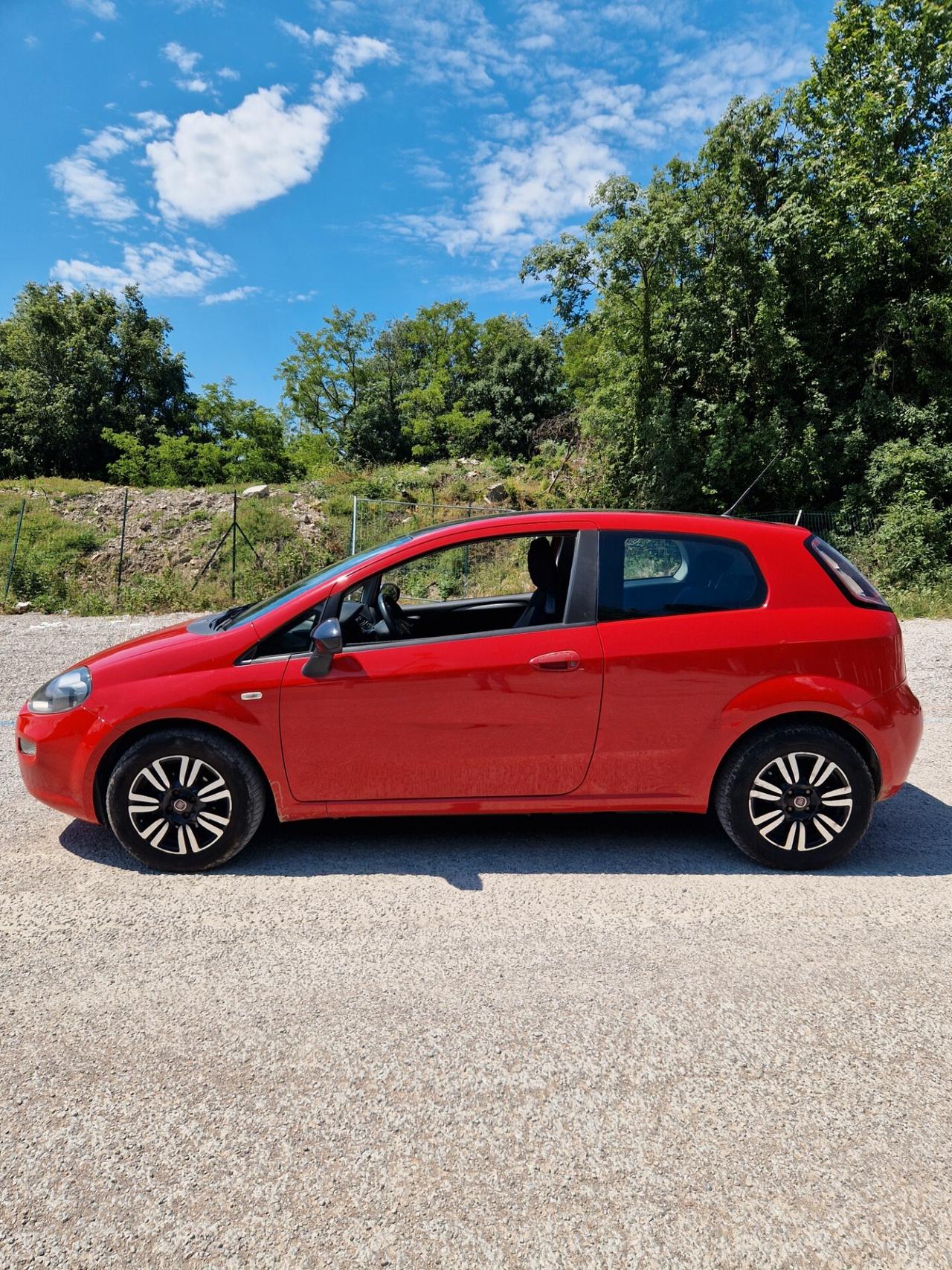Fiat Grande Punto 86CV - 2013