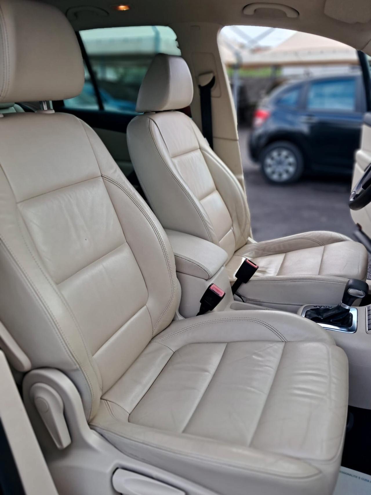 Volkswagen Tiguan 2.0 TDI DPF 4MOTION tiptronic Sport & Style