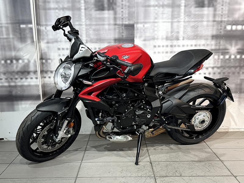 MV Agusta Dragster 800 Rosso