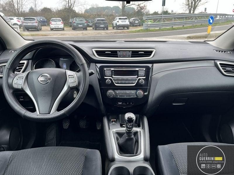 Nissan Qashqai Qashqai 1.2 DIG-T Acenta