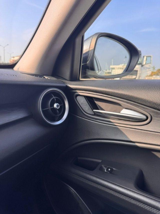 ALFA ROMEO Stelvio 2.2 Turbodiesel 180 CV AT8 Q4 Executive