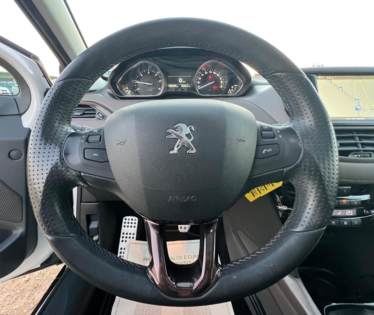 Peugeot 2008 1.6 HDi 115 CV Allure