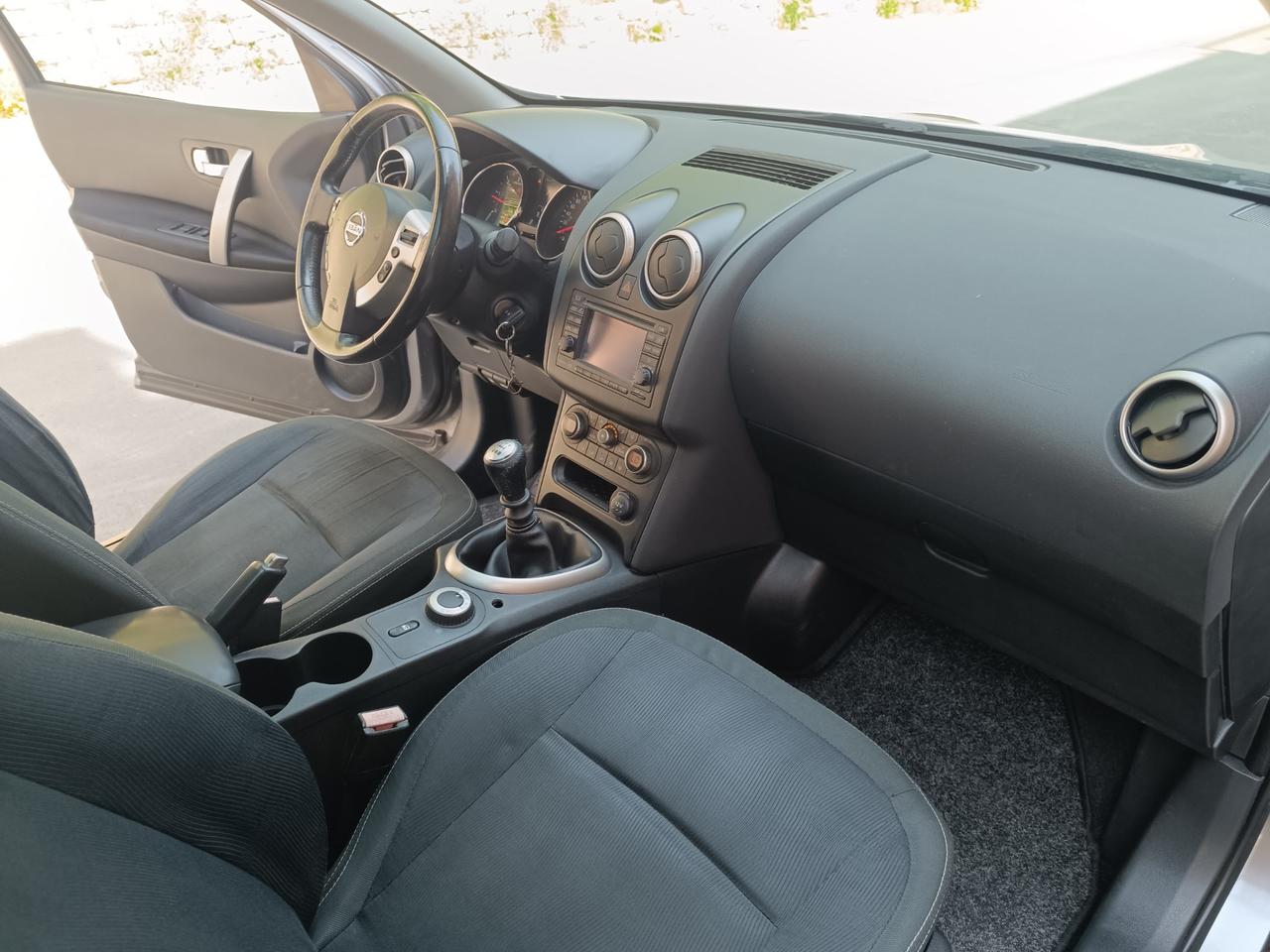 Nissan Qashqai 2.0 dCi DPF Tekna 4x4