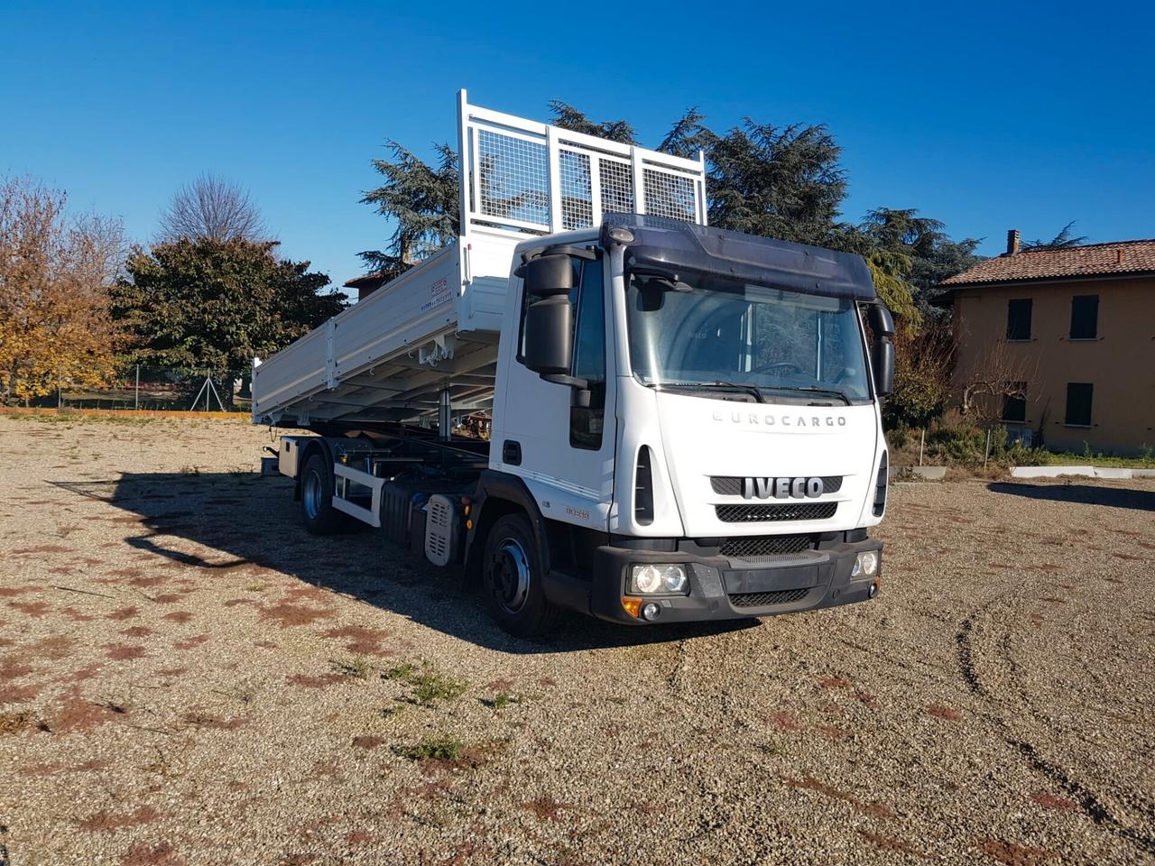 EUROCARGO ML75E18 CASSONE NUOVO