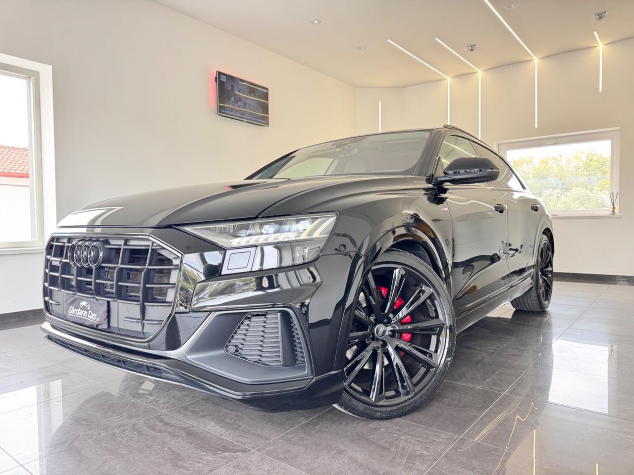 Audi Q8 50 TDI 286 CV quattro tiptronic s-line black edition tetto apribile