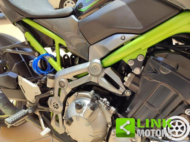 KAWASAKI Z 900 PERFOMANCE