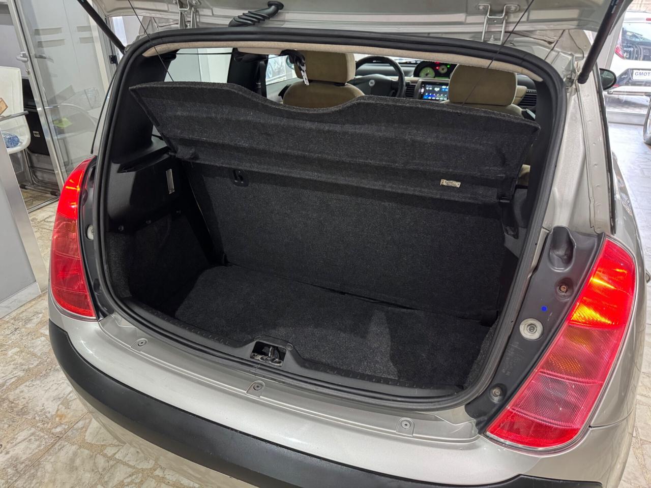 Lancia Ypsilon 1.3 Multijet 16V Argento