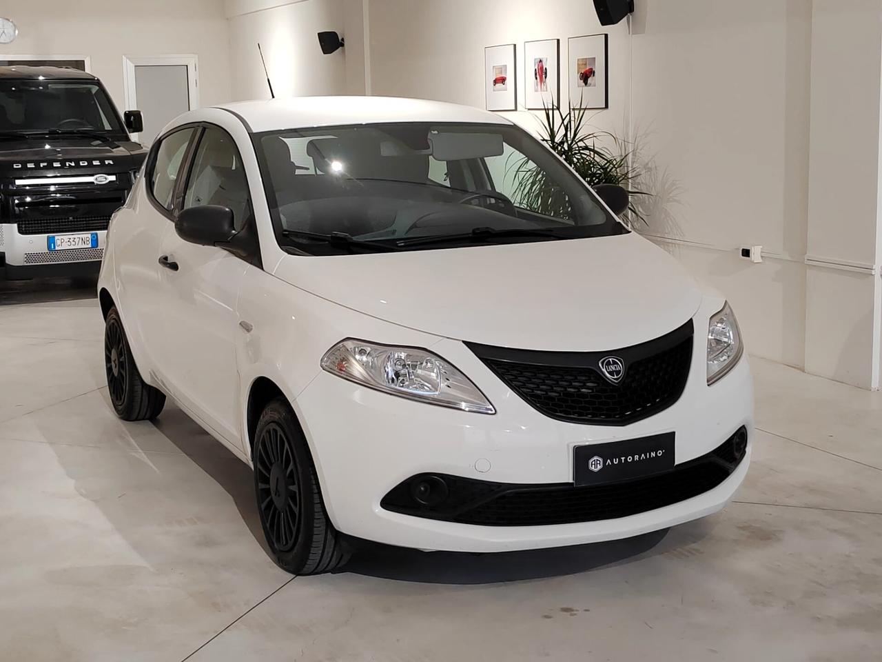 Lancia Ypsilon 1.2 69 CV 5 porte GPL Ecochic Elefantino Blu