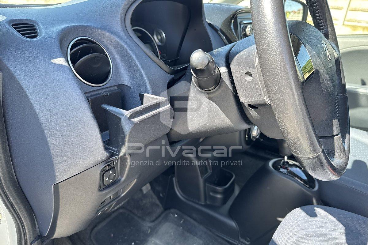 PEUGEOT iOn Active