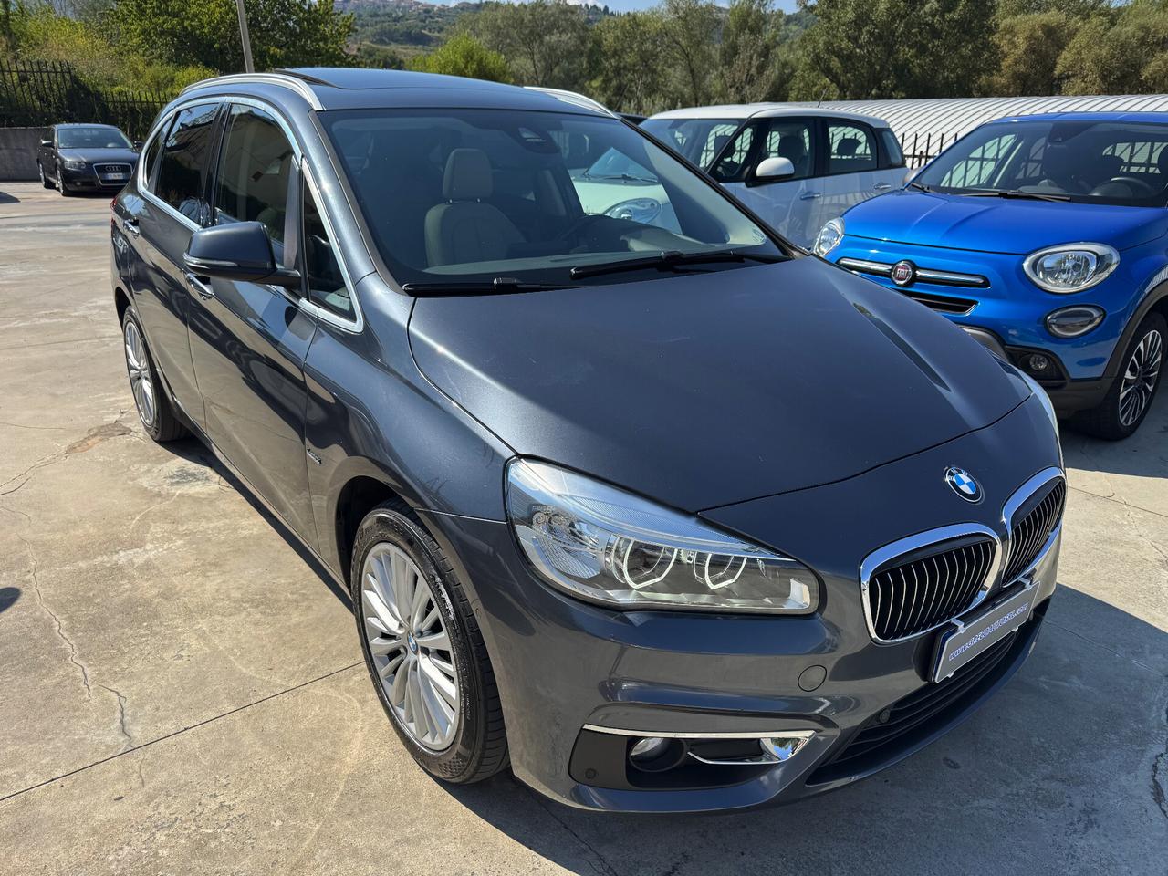 BMW 218d Active Tourer LUXURY/TETTO/FULL LED/PELLE