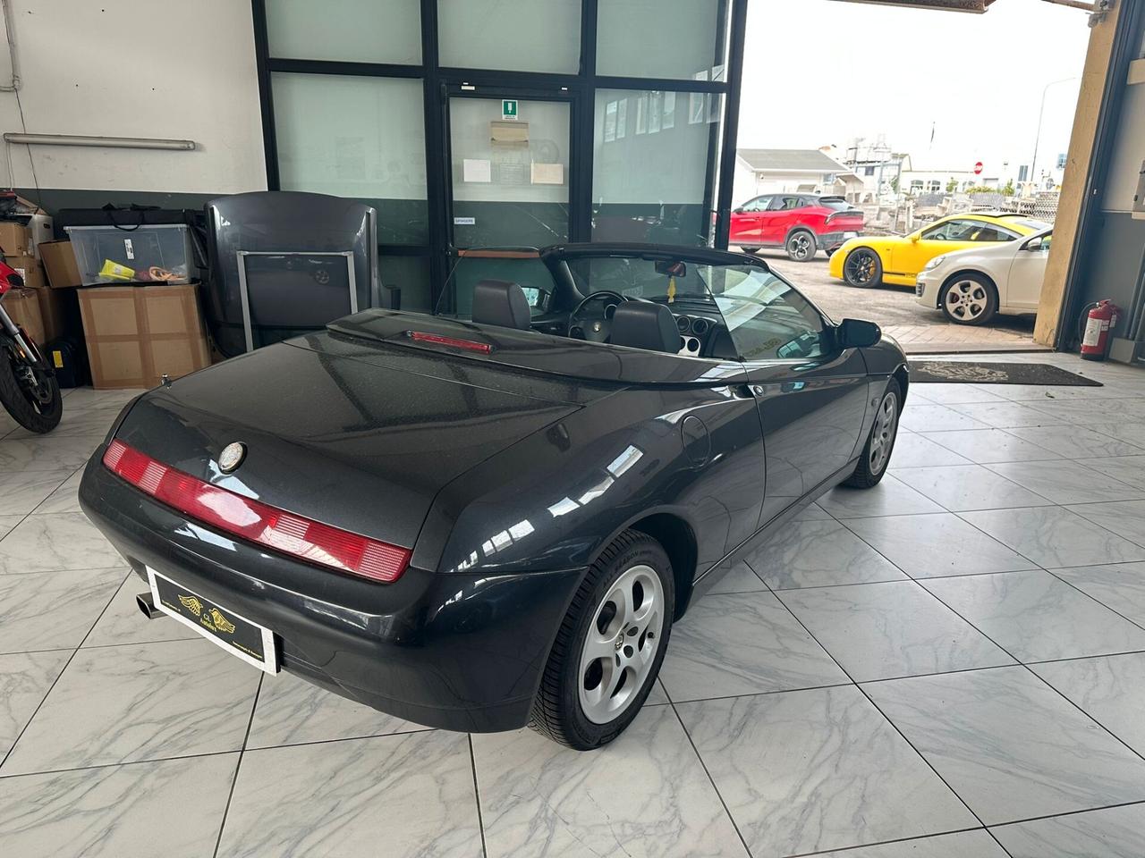 Alfa Romeo GTV Spider 2.0i 16V Twin Spark cat L