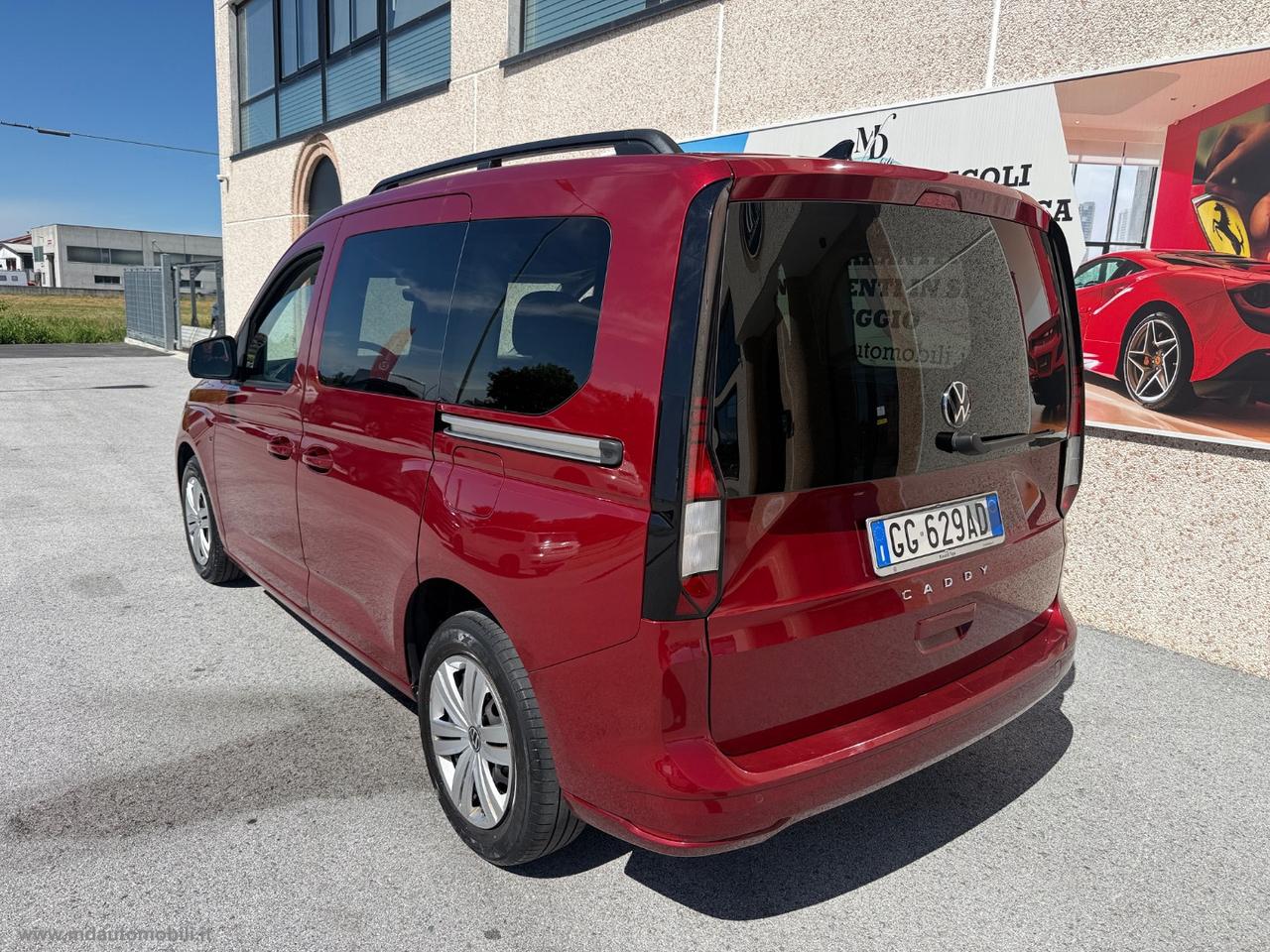 VOLKSWAGEN Caddy 2.0 TDI 102CV Space 5 POSTI AUTOVETTURA