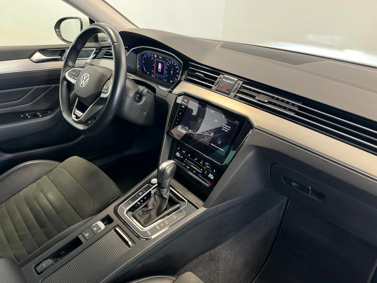 Volkswagen Passat Variant 2.0 TDI 200 CV 4MOTION DSG Executive