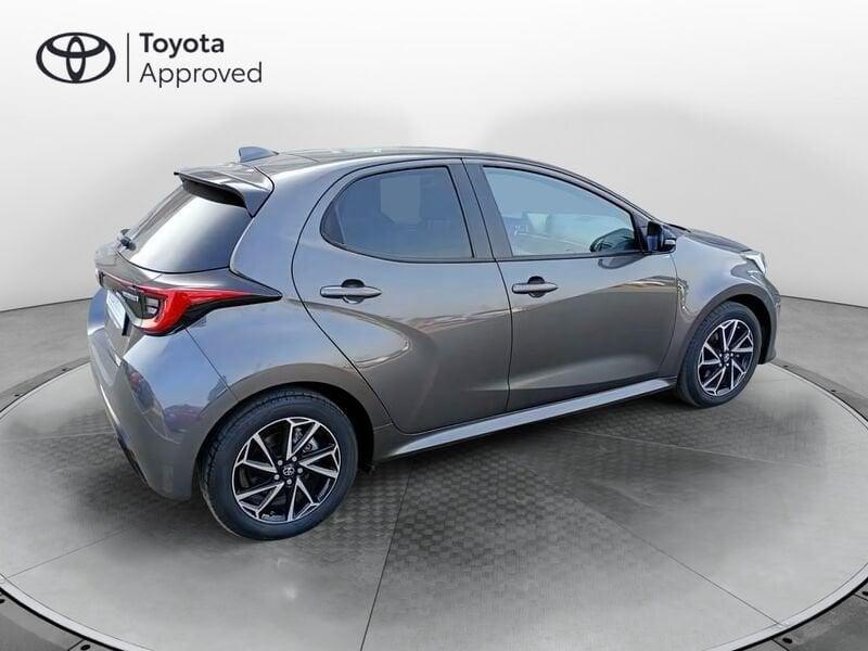 Toyota Yaris 1.5 hybrid Lounge