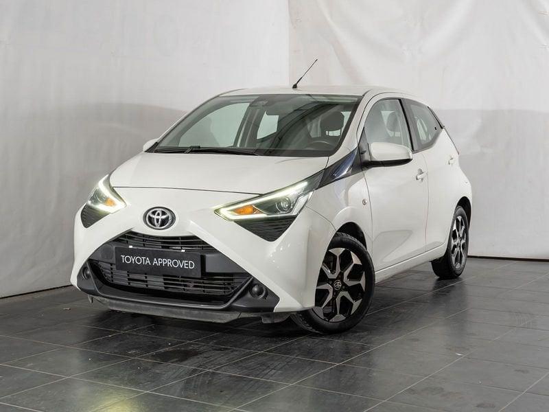 Toyota Aygo Connect 1.0 VVT-i 72 CV 5 porte x-play