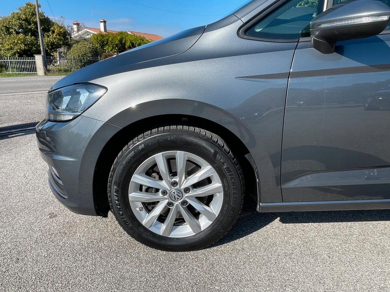 Volkswagen Touran 1.6 TDI 115 CV Executive BlueMotion Technology