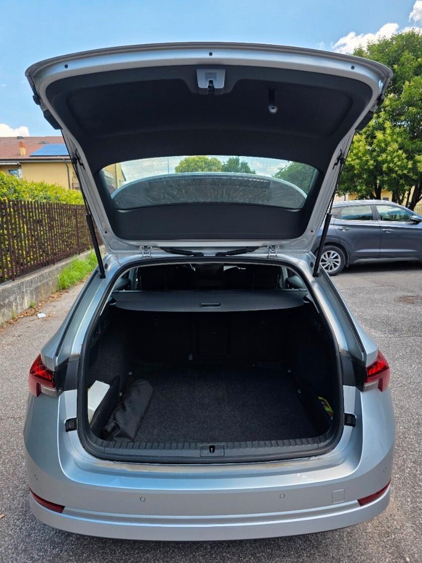 Skoda Octavia 2.0 TDI EVO SCR 150 CV DSG Wagon Executive