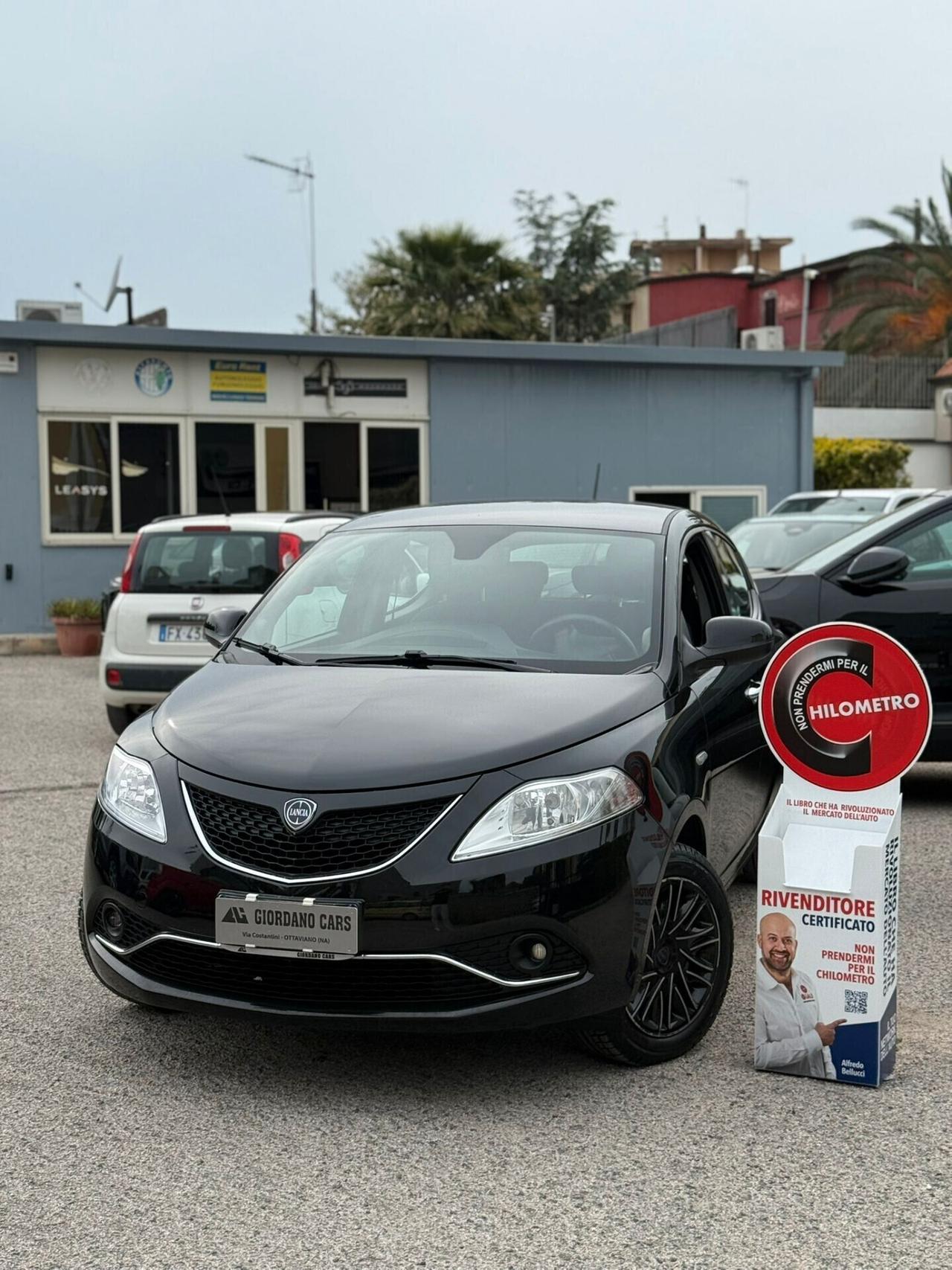 Lancia Ypsilon 1.0 FireFly 5 porte S&S Hybrid Ecochic Gold