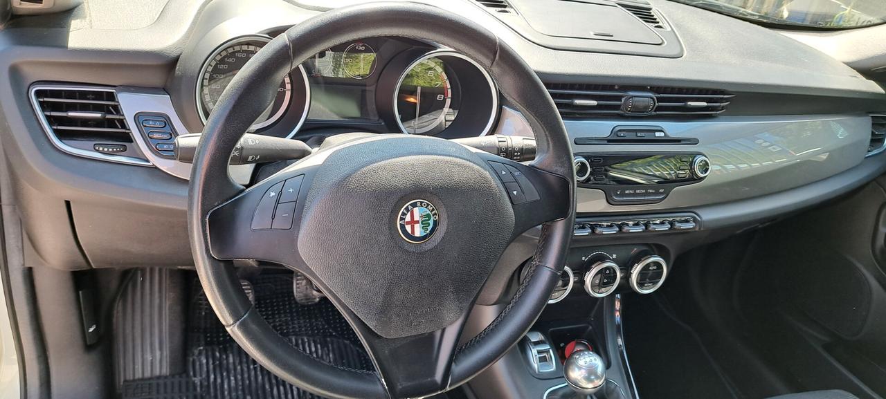 Alfa Romeo Giulietta 1.4 Turbo MultiAir Distinctive