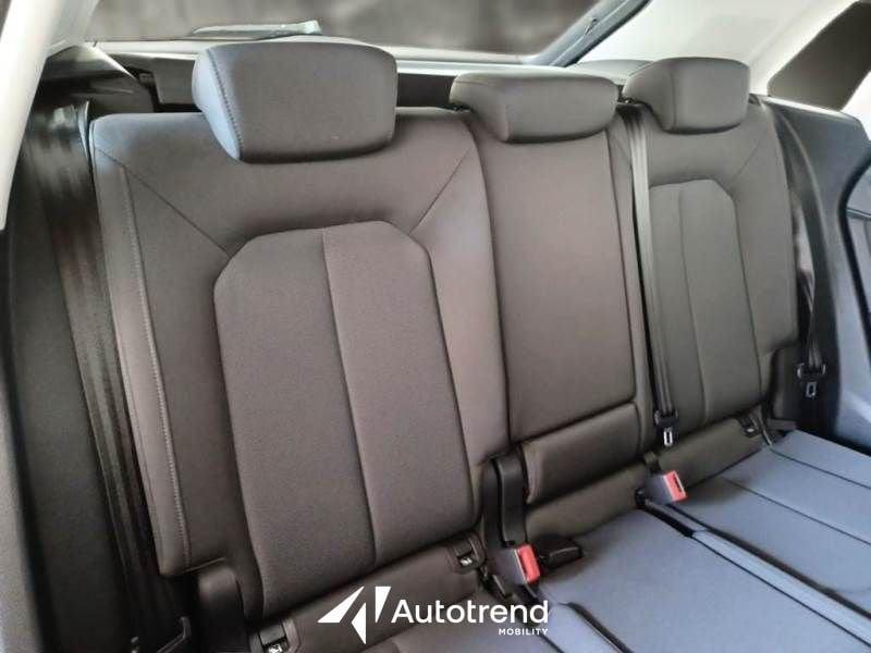 Audi Q3 35 TDI 150 CV S Tronic Automatica S Line Edition