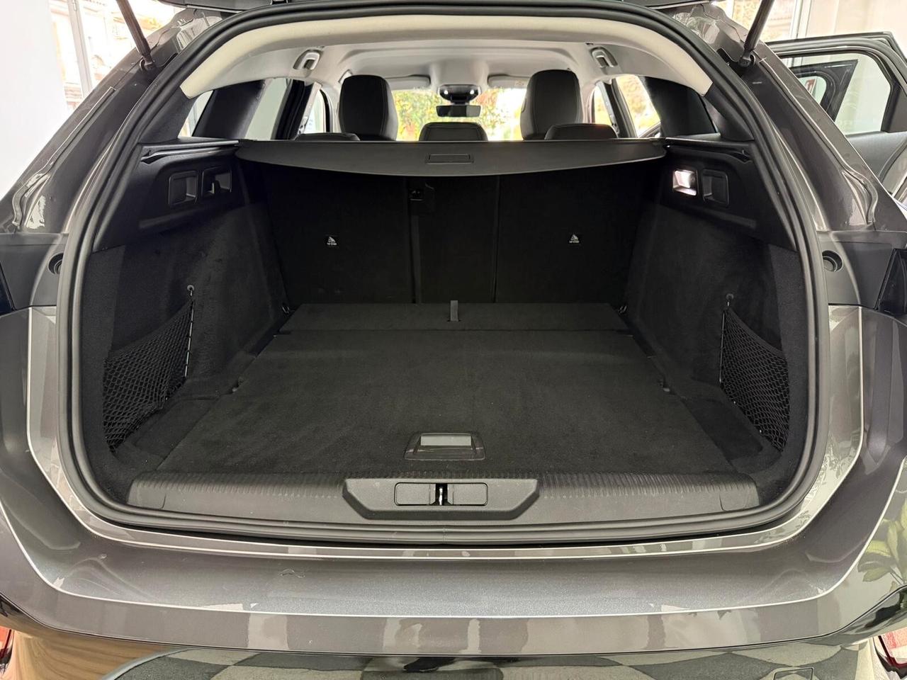 Peugeot 308 BlueHDi 130 S&S SW Allure