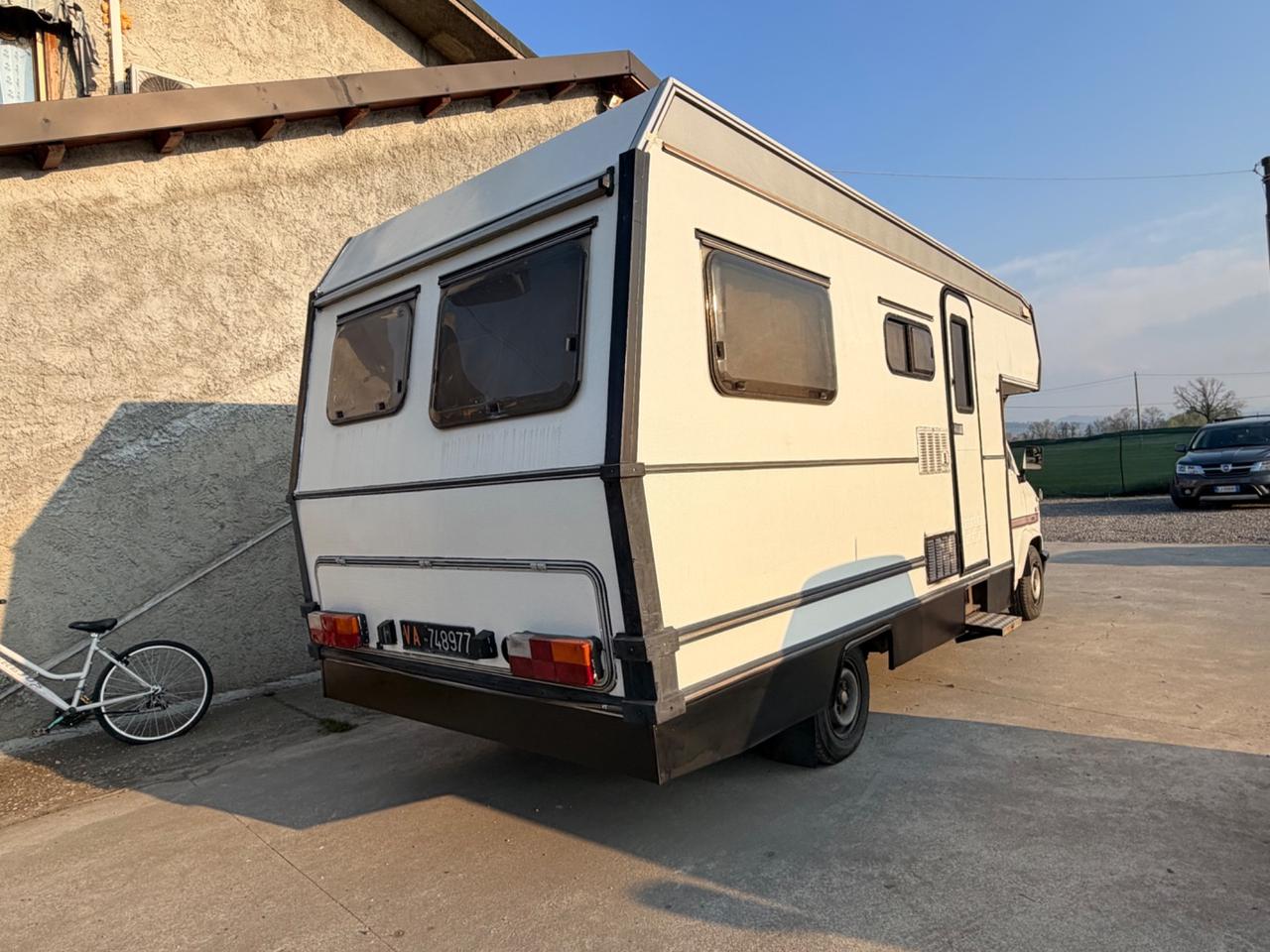 Fiat DUCATO LAIKA 2.0 BENZINA CAMPER MANSARDATO Vendo 280 NT25 allestimento Laika,