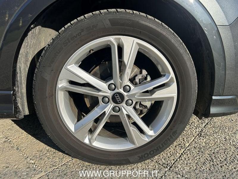 Audi Q3 Sportback 35 2.0 tdi s-tronic
