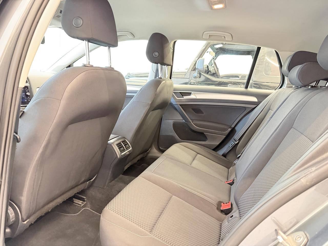 Volkswagen Golf 1.0 TSI 115 CV 5p. Business