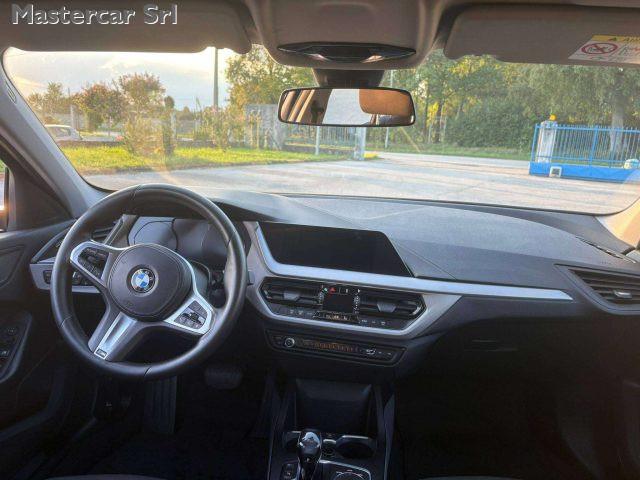 BMW 120 Serie 1 F40 120d xdrive Bus Adva auto GB628PB