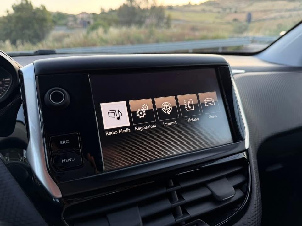 Peugeot 2008 BlueHDi 100 Active