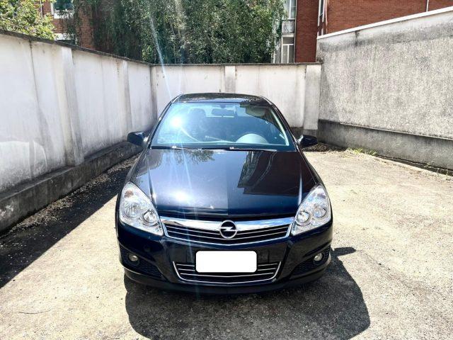 OPEL Astra 1.7 CDTI 101CV Cosmo UNIPRO