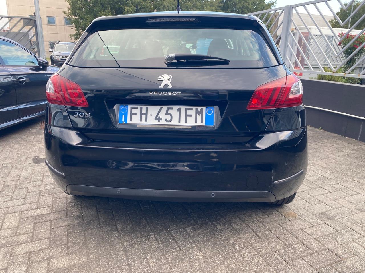 Peugeot 308 BlueHDi 120 S&S EAT6 Business