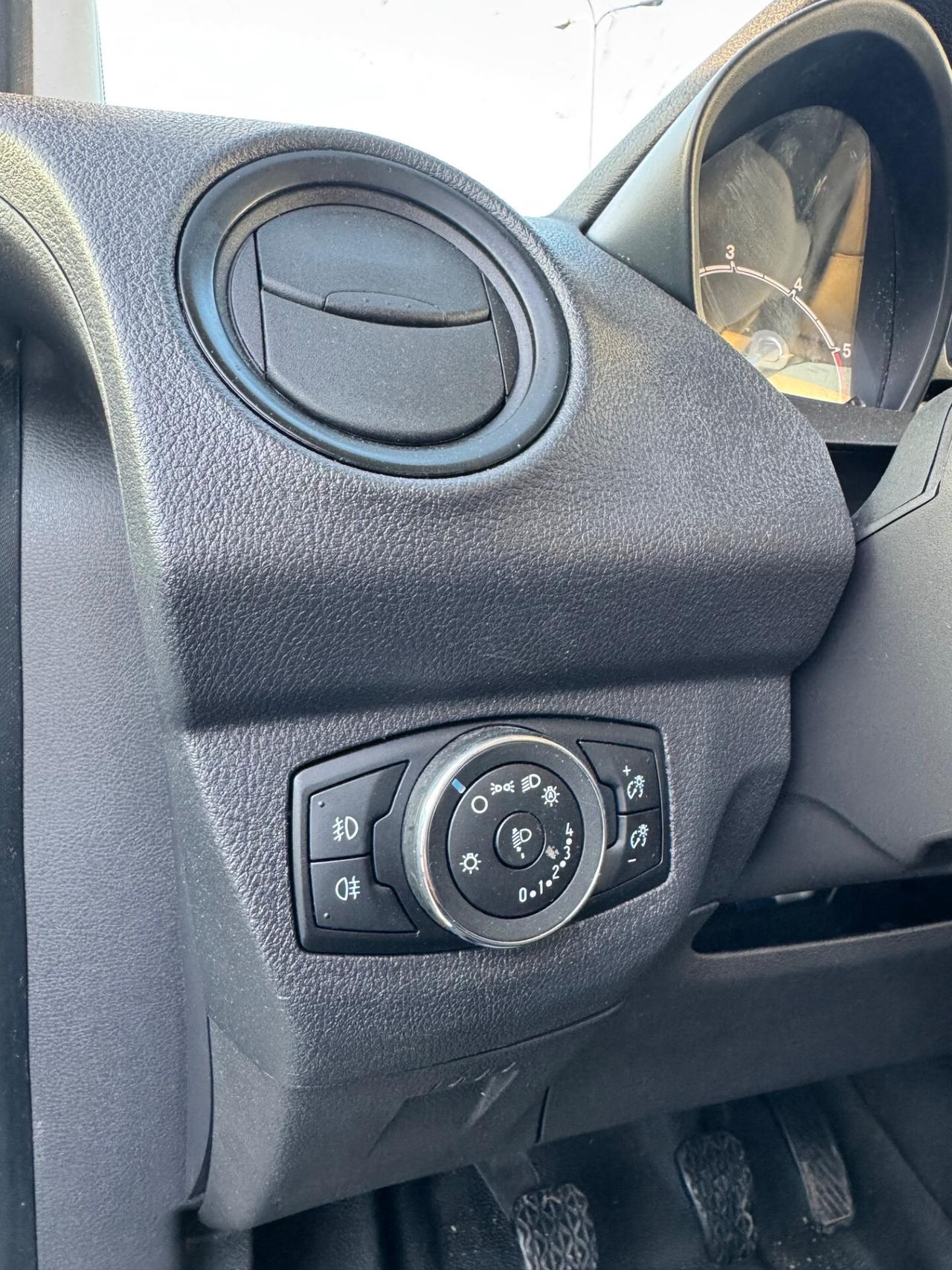 Ford Transit Courier 1.5 TDCi 75CV Van Trend