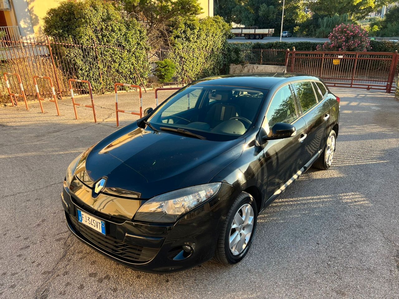 Renault Megane Mégane 1.5 dCi 110CV EDC Attractive