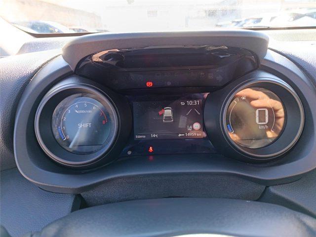 TOYOTA Yaris 4ª serie 1.0 5 porte Trend