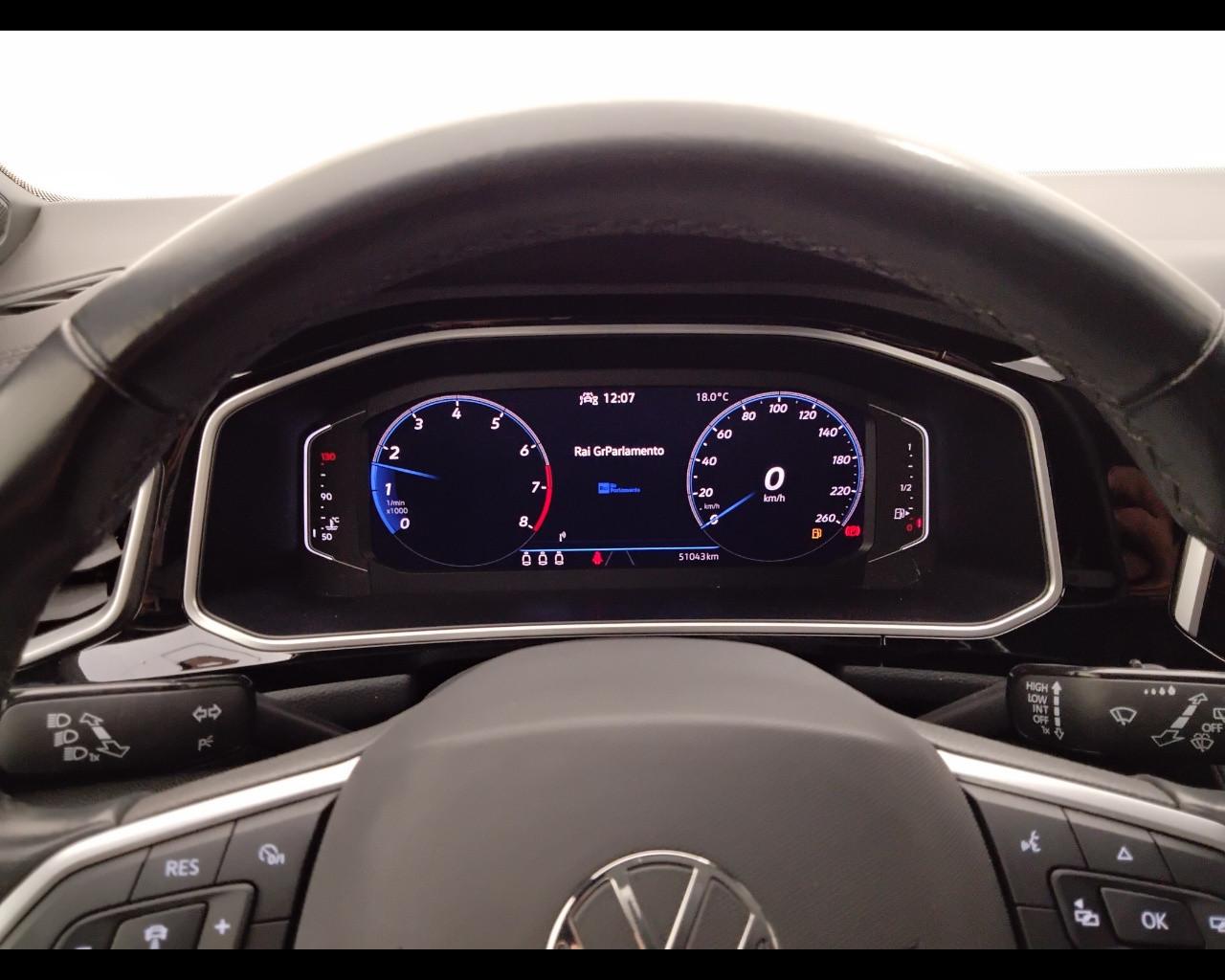 VOLKSWAGEN T-Roc I 2022 - T-Roc 1.0 tsi R-Line 110cv