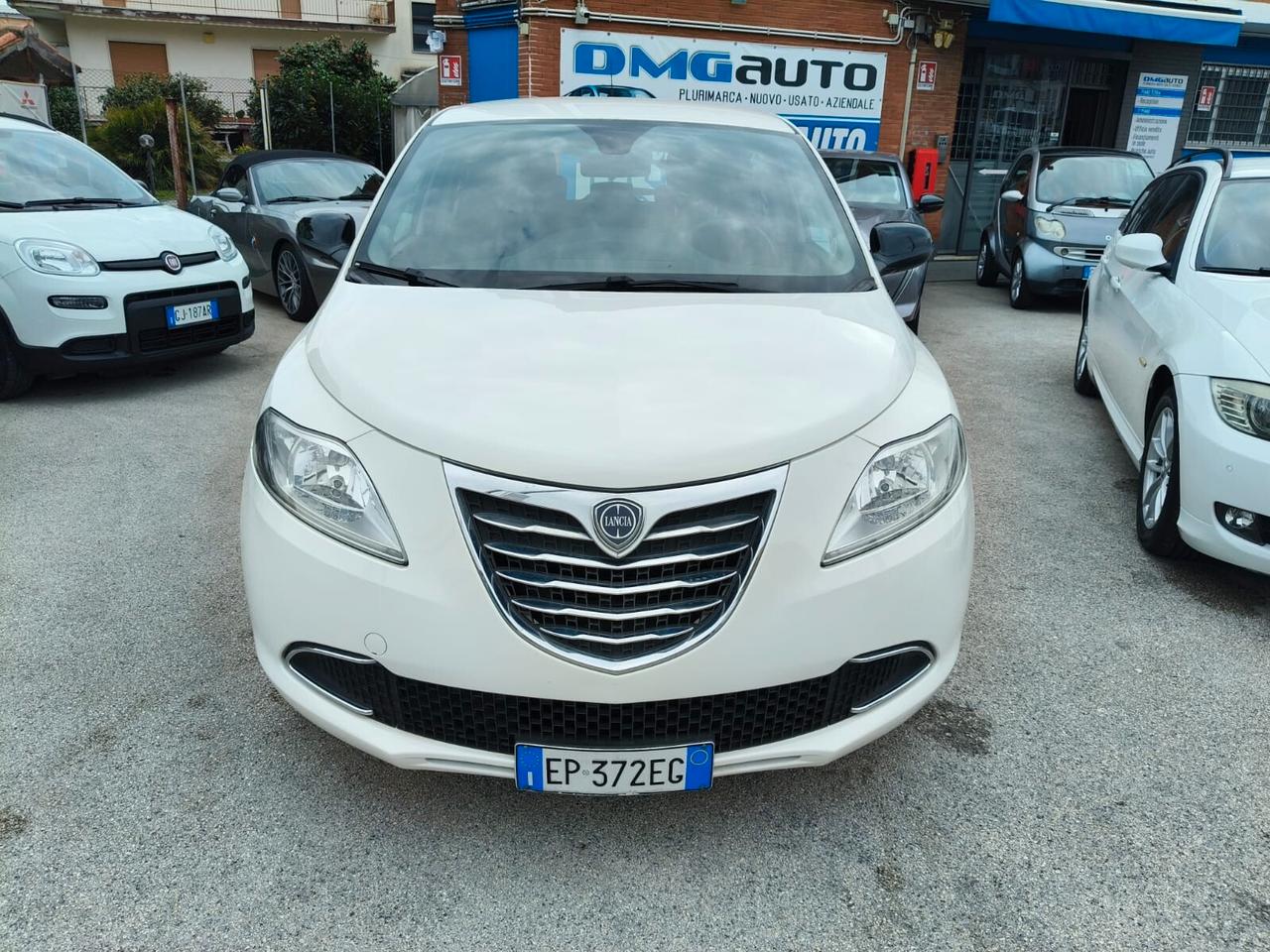 Lancia Ypsilon 1.2 69 CV 5 porte GPL Ecochic Silver