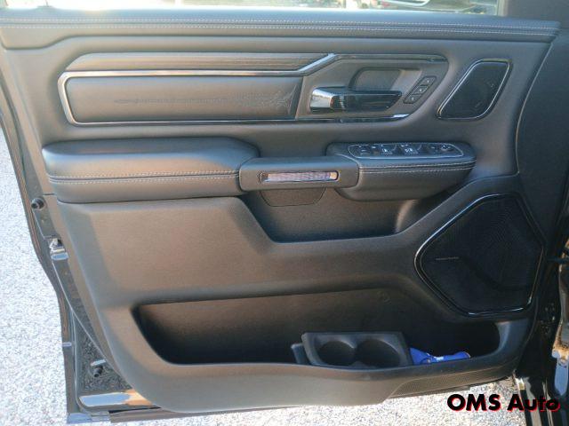 DODGE RAM 1500 5.7 GPL V8 Limited Night N1