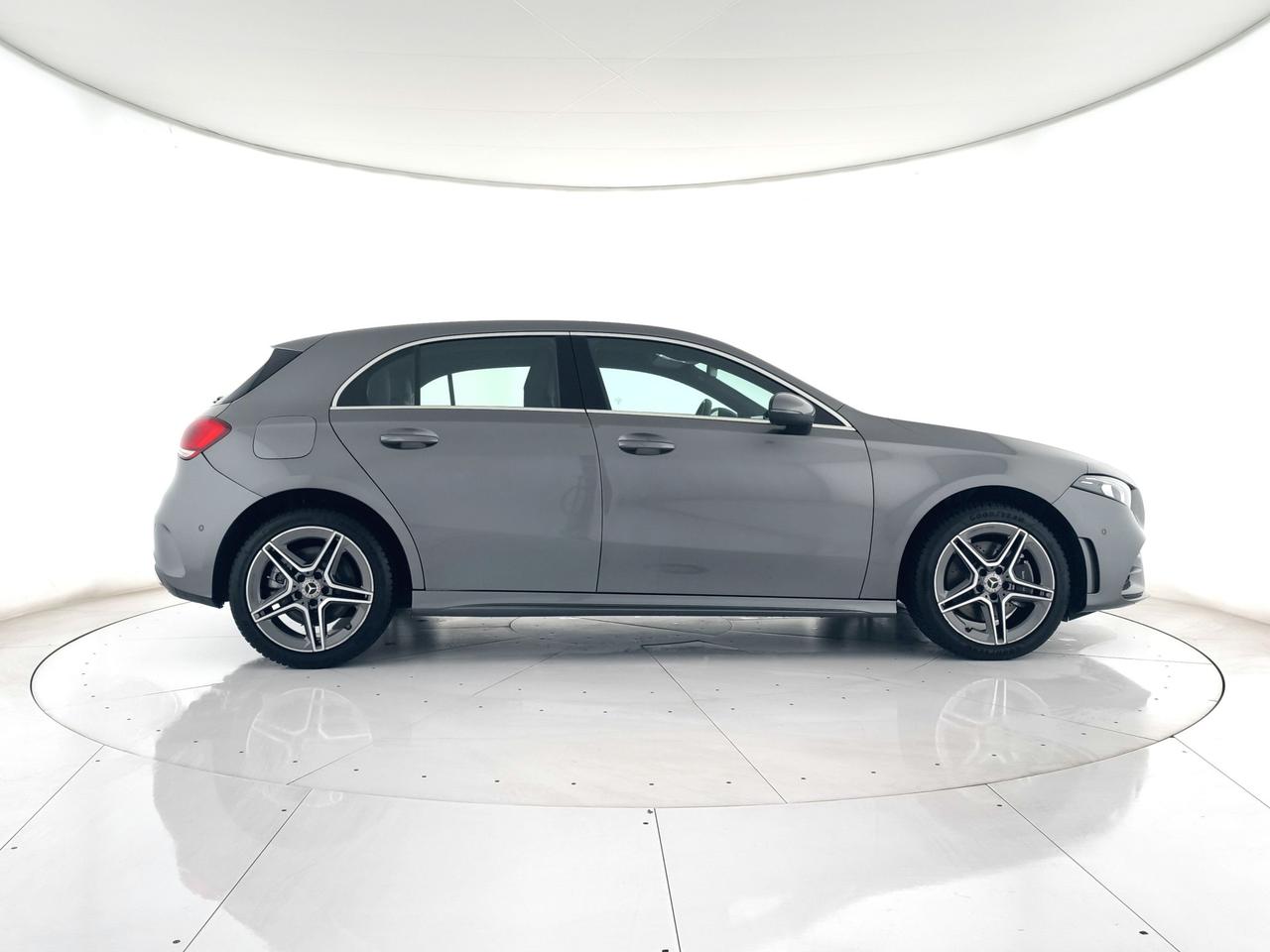 Mercedes-Benz A 250 e phev (eq-power) Premium auto CAMERA+APP CONNECT+C18"