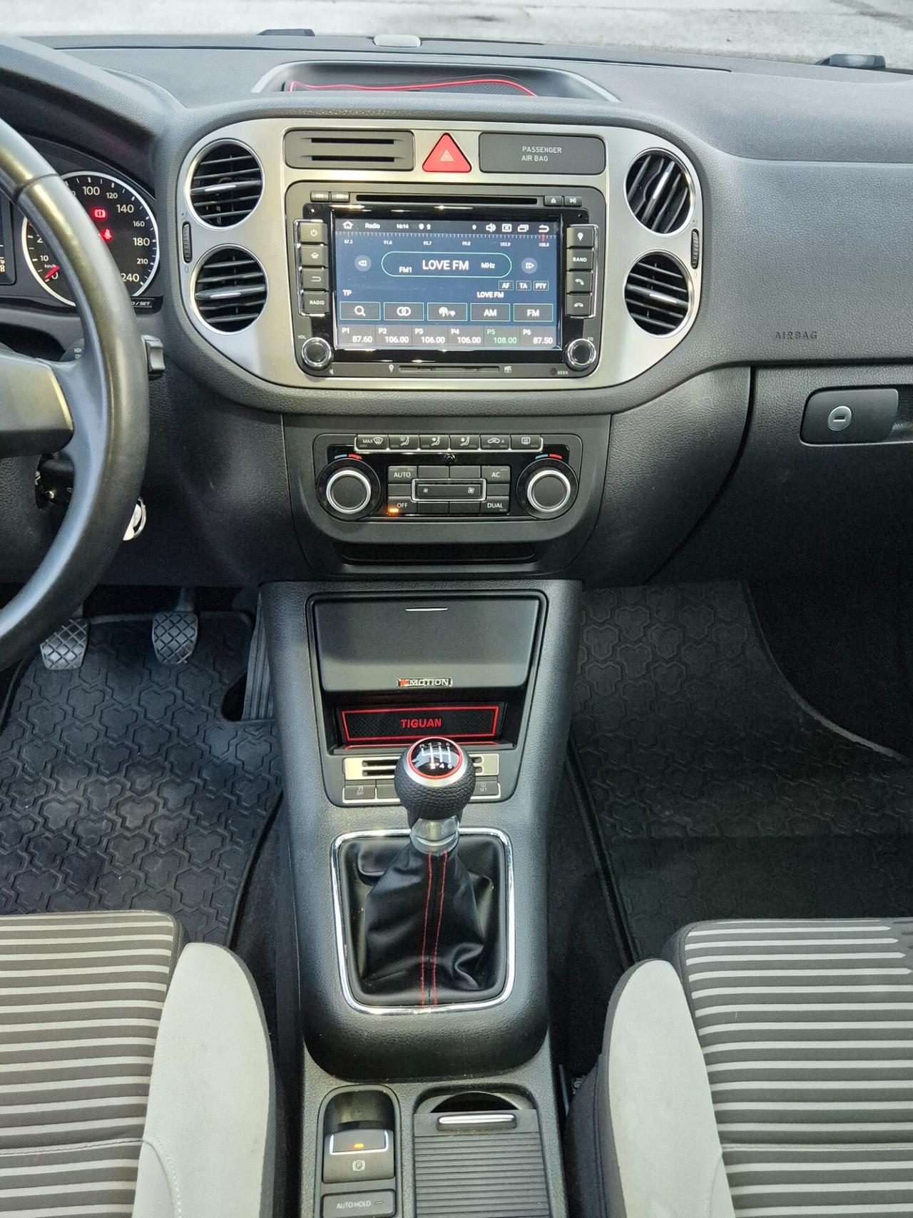 Volkswagen Tiguan 2.0 TSI 4MOTION DSG R-Line