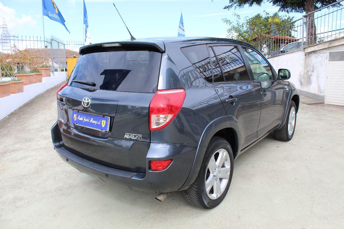 TOYOTA - RAV4 - Crossover 2.2 D-4D 177CV Luxury
